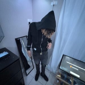 Meet your Posher, Tyler